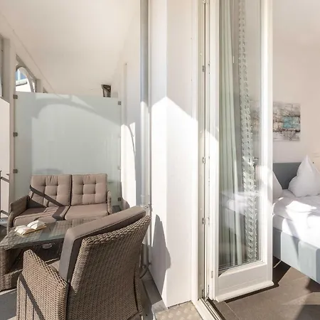 First Meereskristall Зеллин