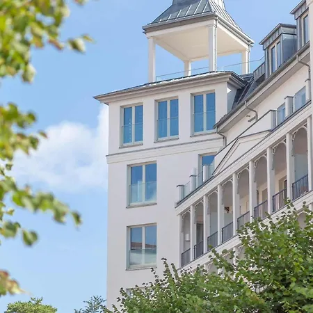 Апартаменты First Meereskristall